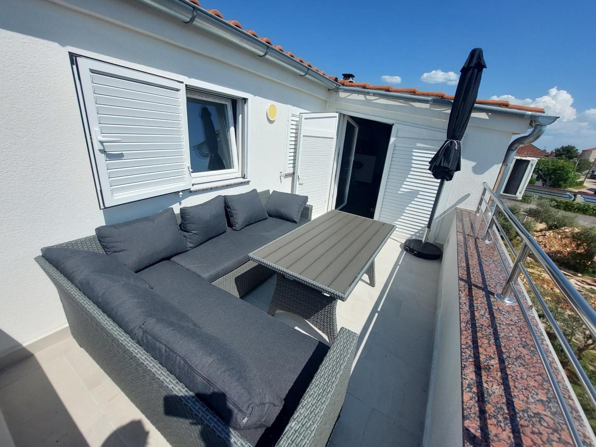 Apartman Nella Biograd Na Moru Exterior foto
